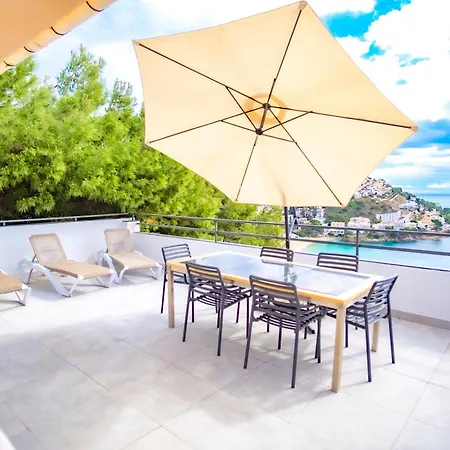 Casdanna Beachfront - Canyelles Petites Apartment Roses