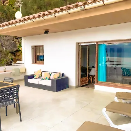 Apartment Casdanna Beachfront - Canyelles Petites Roses