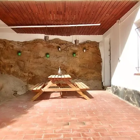 Casdanna Beachfront - Canyelles Petites Apartment