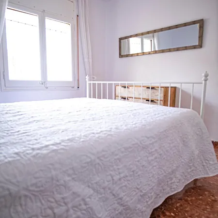 Casdanna Beachfront - Canyelles Petites アパート *
