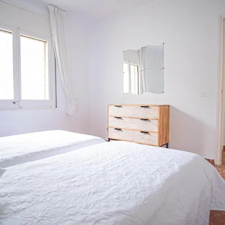Casdanna Beachfront - Canyelles Petites アパート *