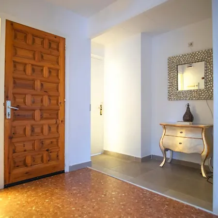 Casdanna Beachfront - Canyelles Petites アパート *