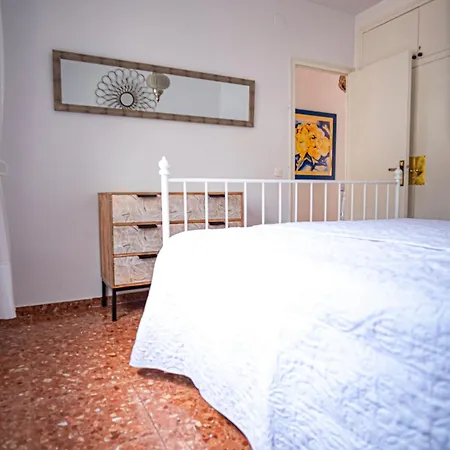 Casdanna Beachfront - Canyelles Petites アパート