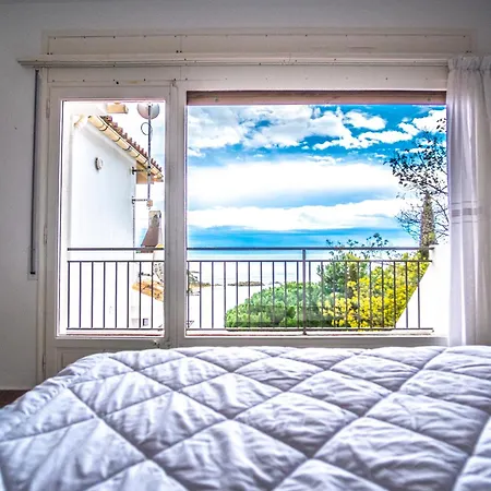 Apartment Casdanna Beachfront - Canyelles Petites *