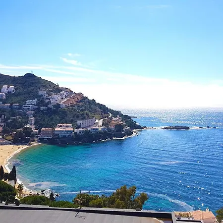 Casdanna Beachfront - Canyelles Petites Apartment